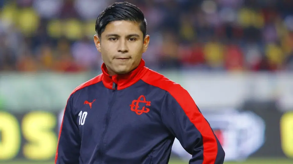 Futuro de Chofis y Michael Pérez en Chivas depende de Tomás Boy