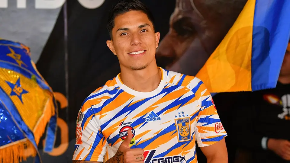 Carlos Salcedo fichó con Tigres porque Chivas sólo buscó préstamo