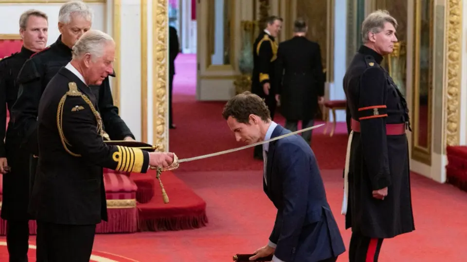 Príncipe Carlos nombra 'sir' a Andy Murray
