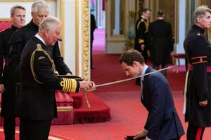 Príncipe Carlos nombra 'sir' a Andy Murray