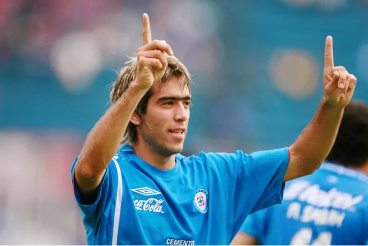 César Delgado, en un juego con Cruz Azul en 2006 | MEXSPORT
