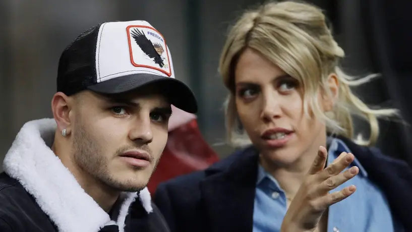 Valentino Rossi y su novia se disfrazan de Icardi y Wanda Nara