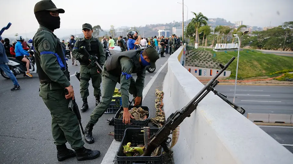 Juan Guaidó lidera alzamiento militar para derrocar a Maduro
