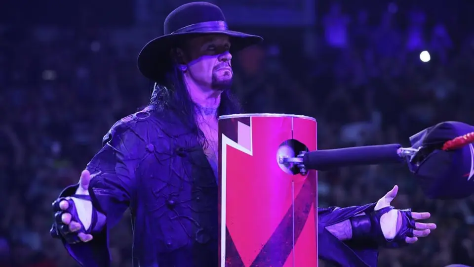 The Undertaker reapareció el RAW para 'sentenciar' Shane McMahon y Drew McIntyre