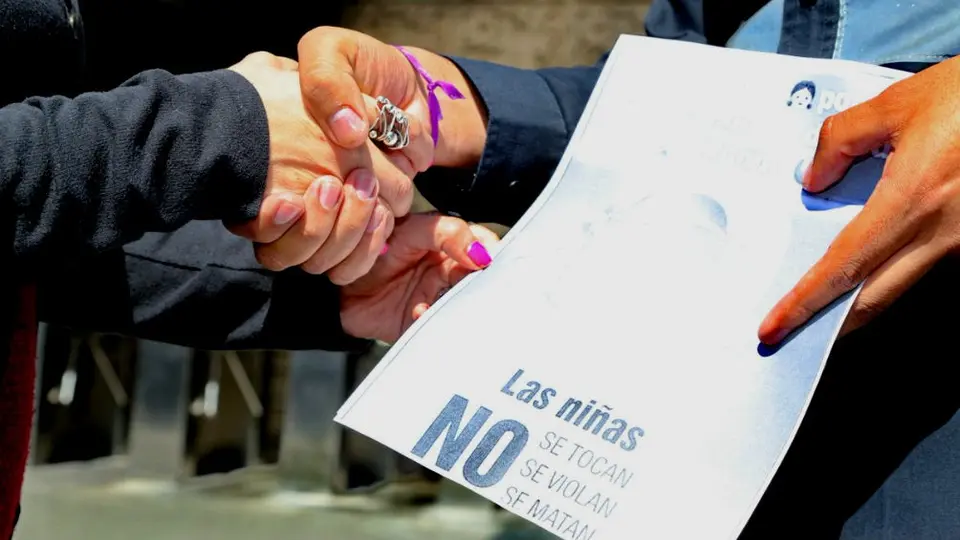 Policías de CDMX se unen a campaña 'Dame la Mano' contra la violencia de género