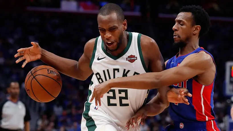 Bucks arrolla a Pistons y se acerca a la 'barrida'