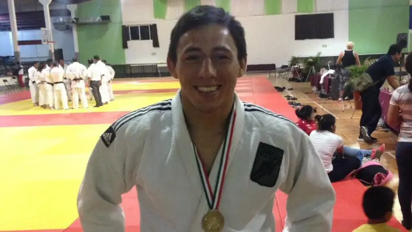 'Recibo menos que los ninis': Judoca reclama a Conade