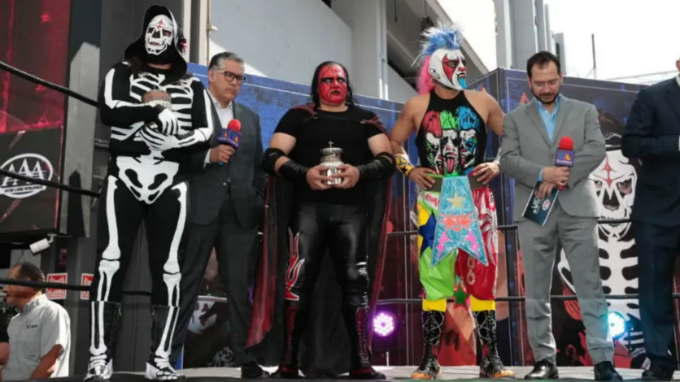 TV Azteca revela comentaristas que llevarán las emisiones de AAA