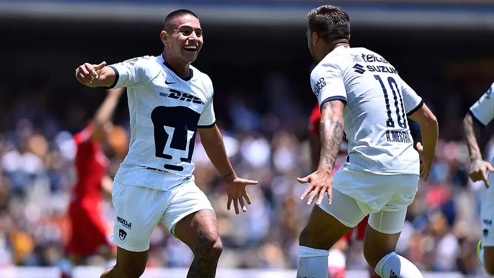 Pumas usaría parche conmemorativo por 65 años en juego vs América