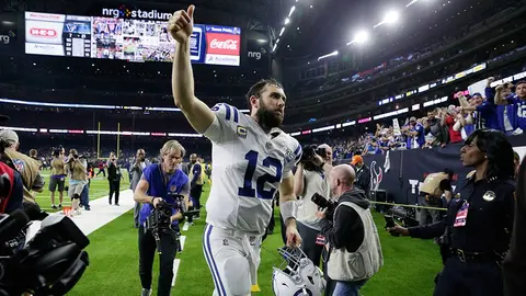 Colts se aprovecha de inoperantes Texans en Comodines