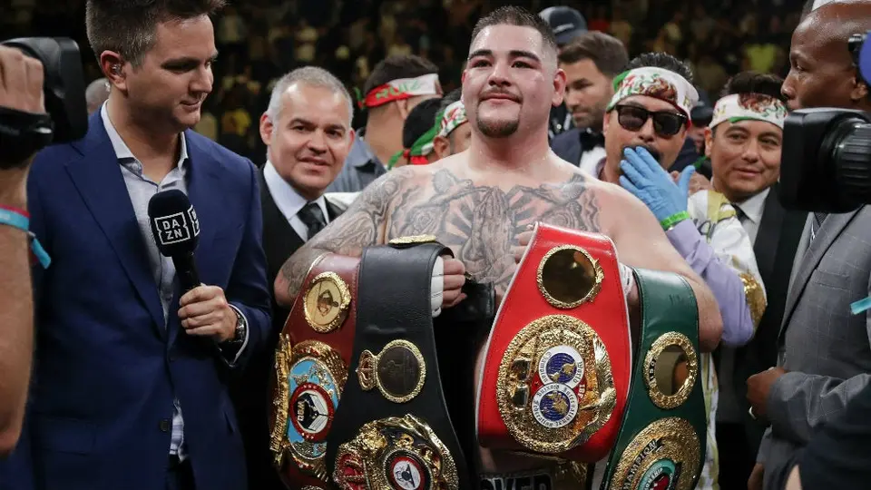 Andy Ruiz, primer Campeón mexicano peso completo al noquear a Anthony Joshua