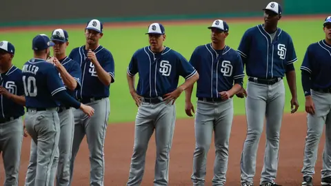Mexicanos de Padres, sorprendidos con nuevo estadio de Diablos