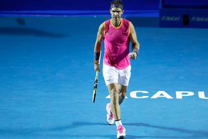 Rafa Nadal triunfa en su regreso al Abierto Mexicano