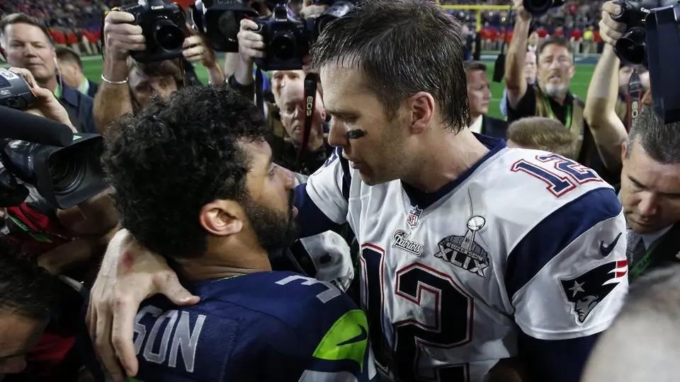 Russell Wilson y Tom Brady, a la caza de los quarterbacks más longevos