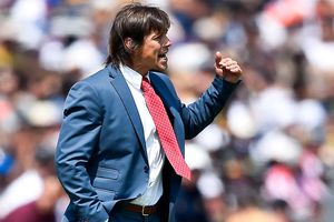 Matías Almeyda usa una aplicación para aprender inglés