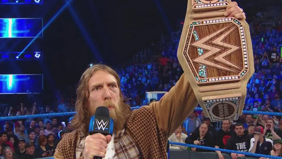 Daniel Bryan defenderá el título de la WWE dentro de la Elimination Chamber