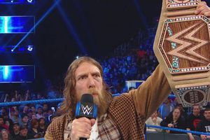 Daniel Bryan defenderá el título de la WWE dentro de la Elimination Chamber