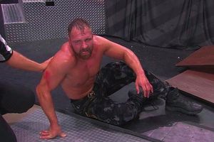 Jon Moxley se enfrentó a Killer Kross en empresa independiente