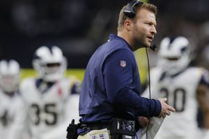Rams tiene asistente para que McVay no choque con los oficiales