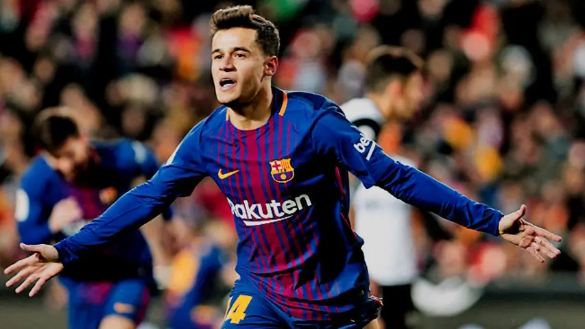 Philippe Coutinho celebra una anotación frente al Valencia | AP