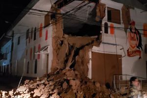 Sismo de 8 grados de magnitud sacudió a Perú
