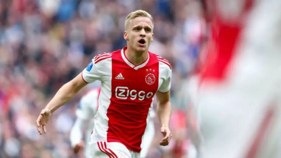 Van de Beek reconoció que el Real Madrid está interesado en él