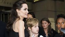 Hija de Angelina Jolie y Brad Pitt estaría en tratamiento para cambiar de sexo
