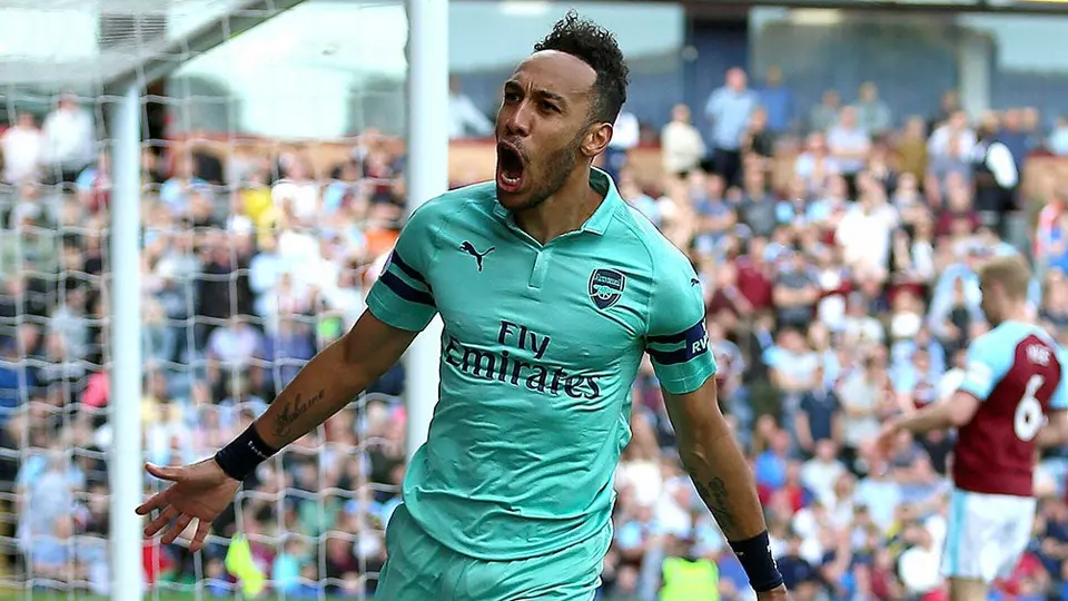 Aubameyang, Salah y Mané empatan como goleadores en Premier