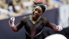 Simone Biles, primera mujer en lograr un triple-doble