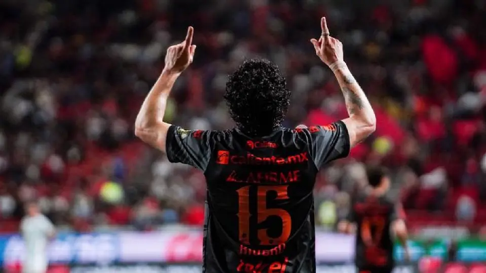 Rivero festejando el gol con Tijuana ante Santos l MEXSPORT