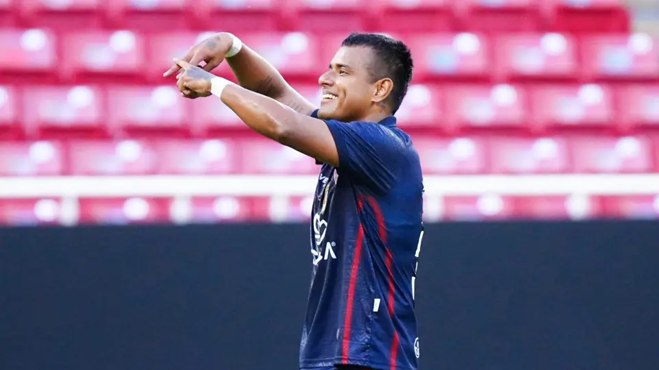 Julio Cruz en celebración con Tepatitlán en la Liga de Expansión | IMAGO 7