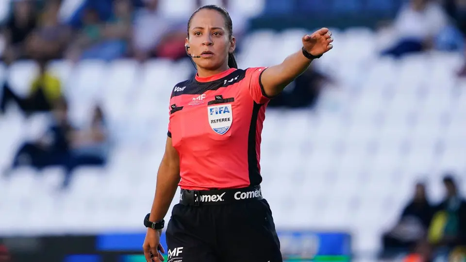 Lizzet Amairany García durante un partido de la Liga Femenil | IMAGO 7
