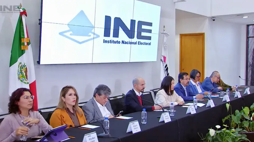 Caso Taddei: renuncian tres funcionarios cercanos a la expresidenta del INE