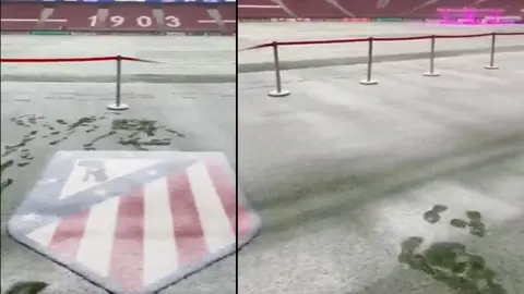 El estadio metropolitano amaneció nevado