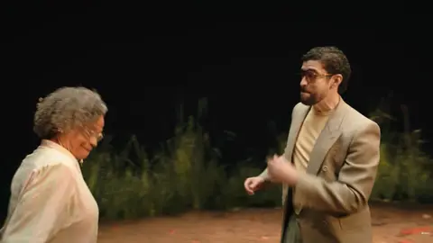 Los artistas no cobran por presentarse en el medio tiempo del Super Bowl / Especial