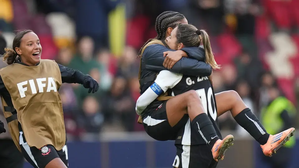 Gabi Zanetti en celebración de su gol con Corinthians
