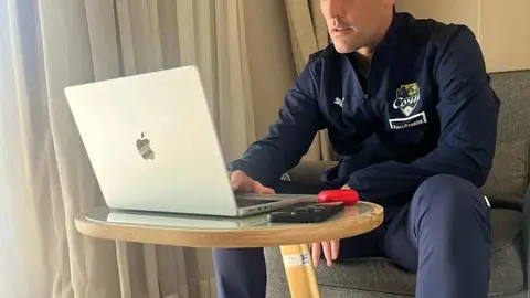 Robert Moreno es acusado de usar IA | IG: robertmoreno
