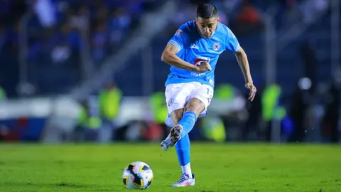 Camilo Cándido en partido con la Máquina