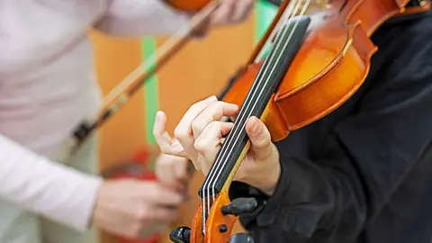 La CDMX anunció la creación de la Universidad de las Artes, una nueva opción pública para formarse en disciplinas artísticas. / iStock
