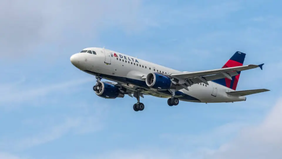 Avión con 15 personas a bordo desaparece en Colombia; despliegan operativo de búsqueda