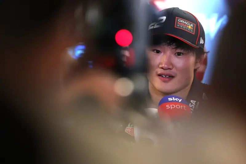 Yuki se mantendrá con Red Bull pero como piloto de reserva