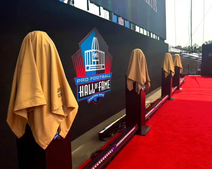 Harán a Bill Belichick esperar para entrar al salón de la Fama | X @ProFootballHOF