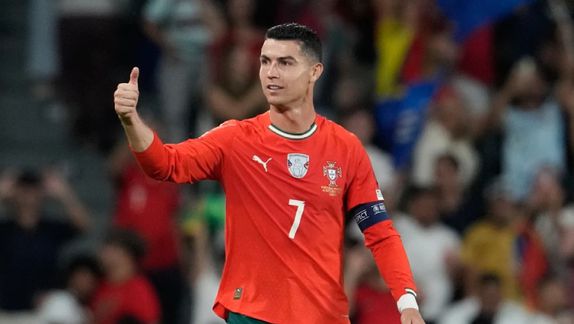 Cristiano Ronaldo en partido con la Selección de Portugal