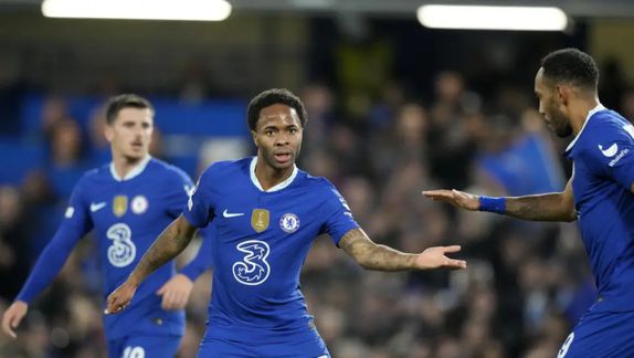Raheem Sterling se convierte en nuevo jugador del Feyenoord
