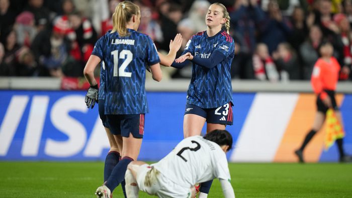 Alessia Russo en celebración luego de marcar el quinto tanto del partido | AP