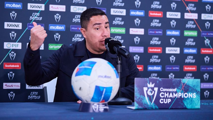 Efraín Juárez anunció su convocatoria para la Concachampions