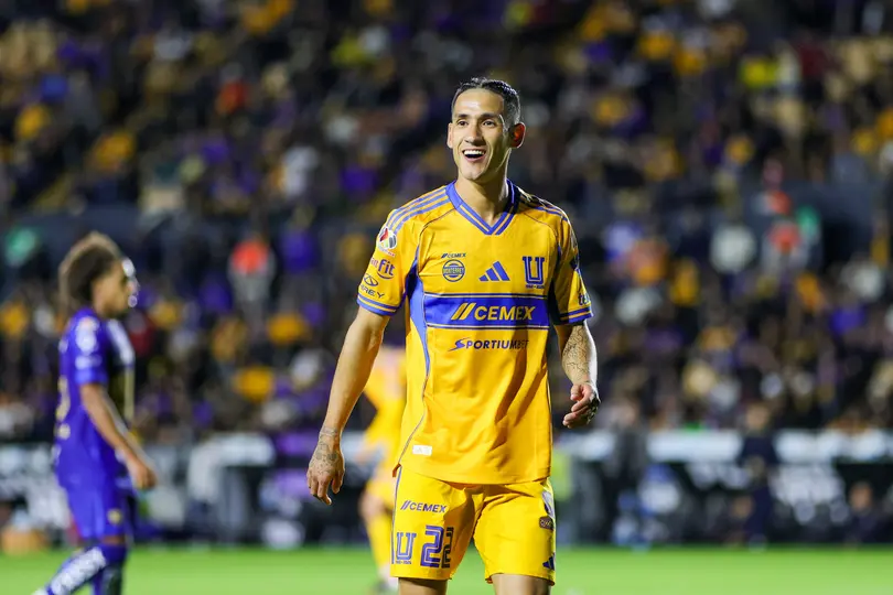 Uriel Antuna en partido con Tigres | IMAGO7