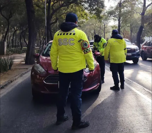 Puedes detectar los falsos mensajes que te lleguen de tus multas porque contienen muchos errores / FB: @MetrobusCDMX