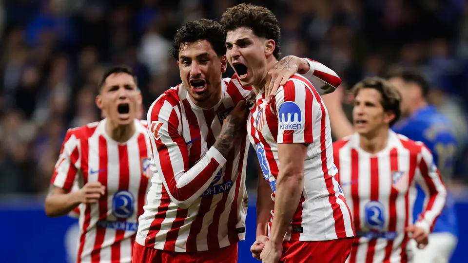 Julián Álvarez festejando una victoria a los Colchoneros | X: @Atleti