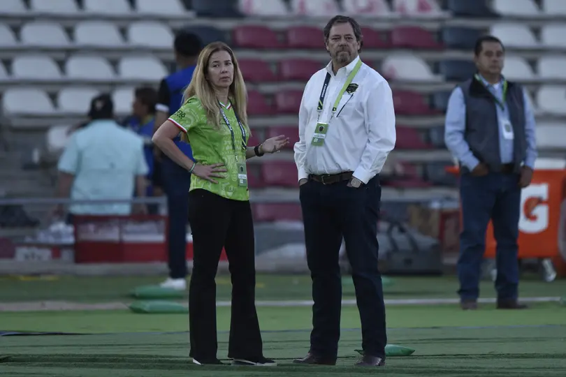 Alejandra de la Vega y Paul Foster | IMAGO7